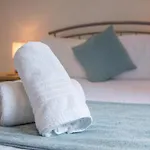 Stunning Room - Amazing Location - Room 4