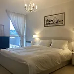 Toothbrush Apartments - Ipswich Waterfront - Anchor St