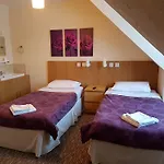 Bridge Guest House