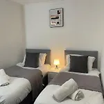 Ed Executive Ipswich Accommodation