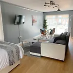 Toothbrush Apartments - Central Ipswich - Nr Train Station