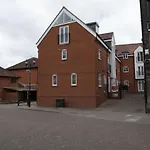 Toothbrush Apartments - Central Ipswich - Gipping Mews