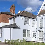 Ipswich Town Centre Apartment 5