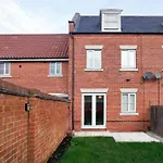 Entire House In Ipswich
