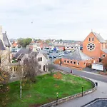 Charlotte House Spacious 2Br 2Bath In Ipswich