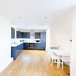 Charlotte House Spacious 2Br 2Bath In Ipswich