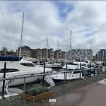 Ipswich-Luxury-Self Catering-Town Centre-Parking