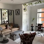 Luxury 1 Bed Ipswich Marina Apartment Free Parking