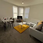 Cosyhomes- 2 Bedroom 1St Floor Apartment With Parking, Perfect For Corporate And Leisure Stays