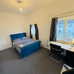 Cosy Rooms In Ipswich Waterfront-Marina