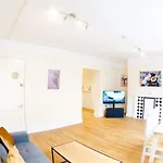 Cozy 4-Guest Getaway In The Heart Of Ipswich