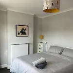Entire 3 Bed House In Ipswich