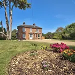 Harkstead Hall By Group Retreats
