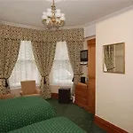 Alpine Villa Guest House