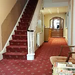 The Carlton Hotel
