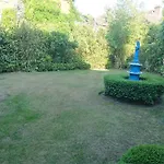 Bentley Tower Hotel