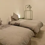 Huge Apartment - 2 Bathrooms - Central Ipswich
