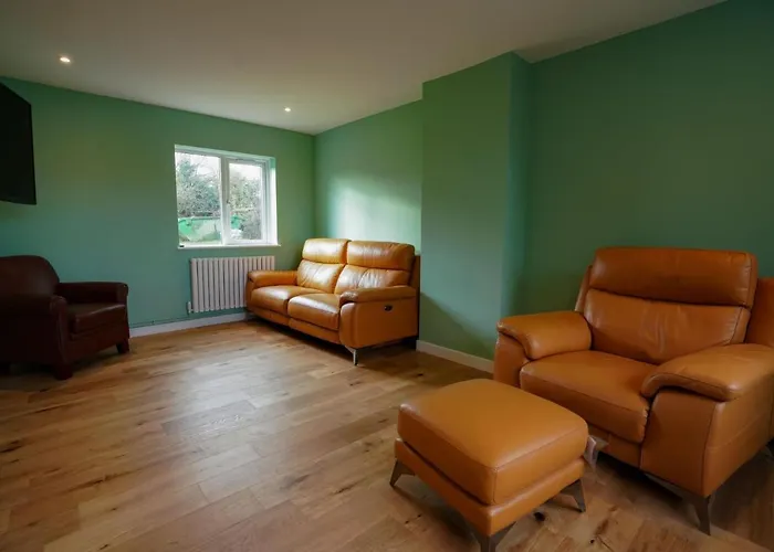 Unique 5Bd Farm House Perfect For Relaxing