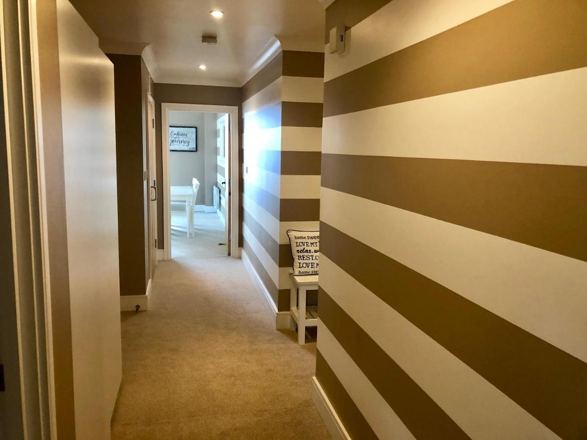 Apartment Toothbrush - Waterfront - Anchor St Ipswich
