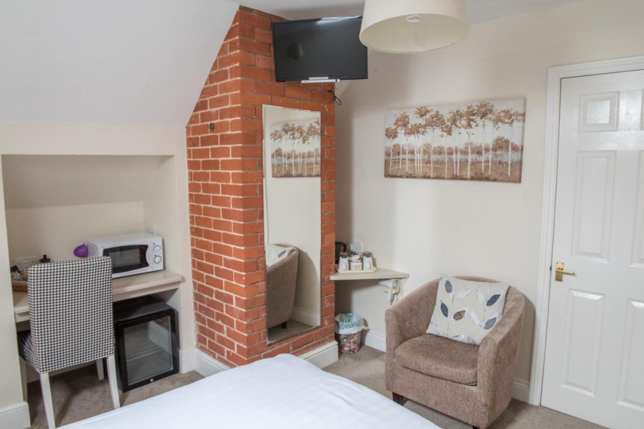 Toothbrush At Lattice - Guest Kitchen & Ev Recharging Guest house Ipswich