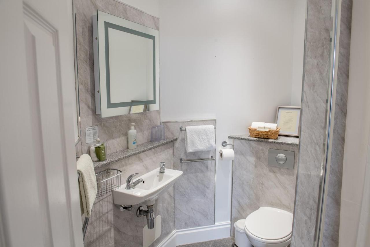 Toothbrush At Lattice - Guest Kitchen & Ev Recharging 4* Ipswich