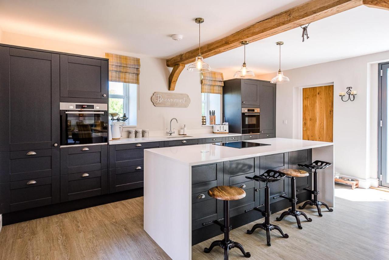 Holiday home Chapel At Pond Hall Farm, Stunnning With Private Hot Tub, Hadleigh *