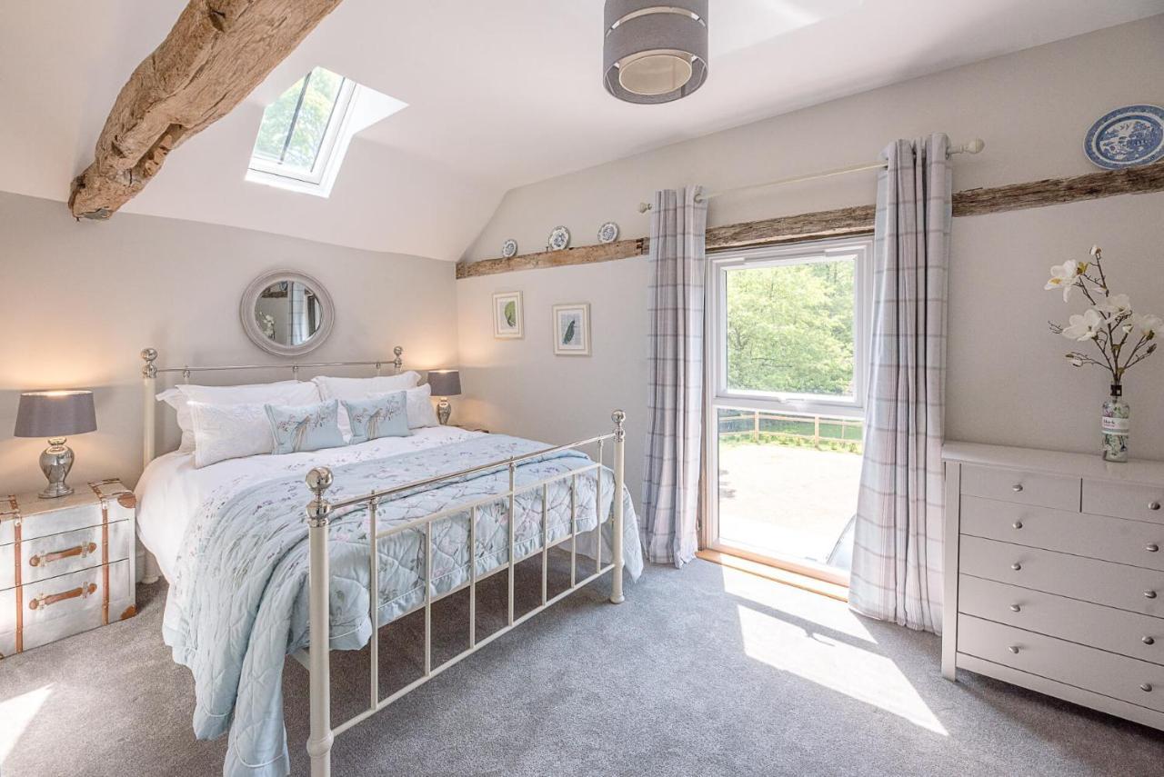 Chapel At Pond Hall Farm, Stunnning With Private Hot Tub, Hadleigh * Ipswich