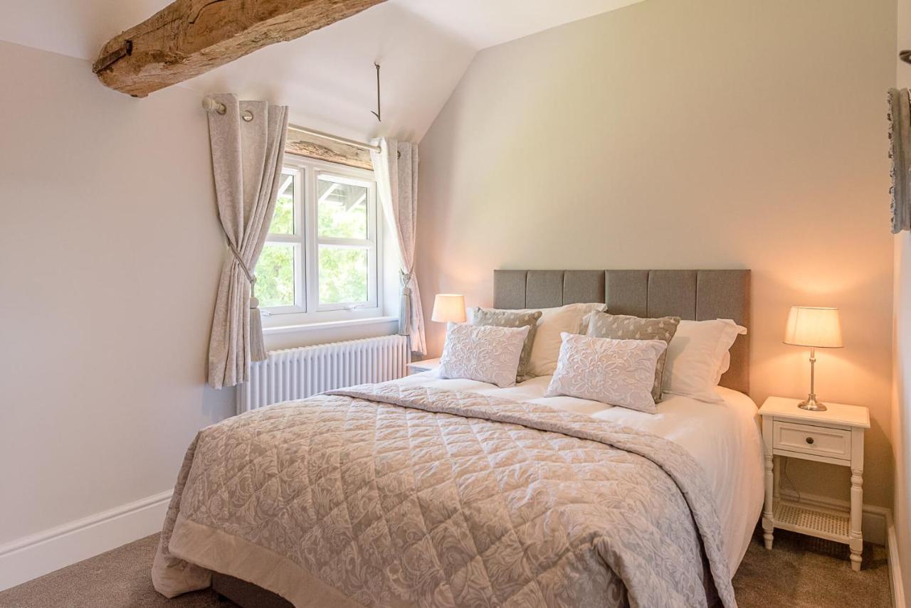 Holiday home Chapel At Pond Hall Farm, Stunnning With Private Hot Tub, Hadleigh Ipswich