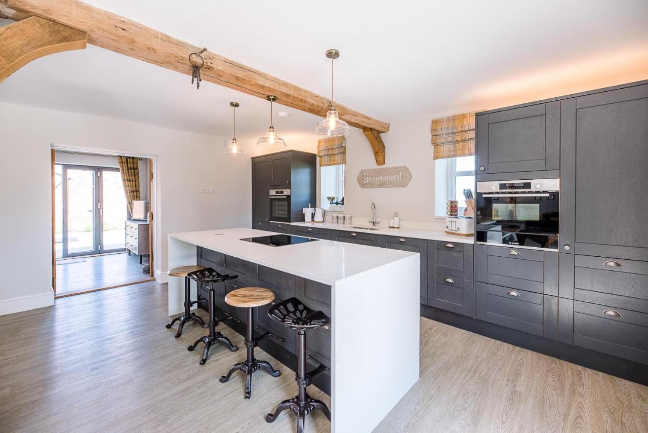 Chapel At Pond Hall Farm, Stunnning With Private Hot Tub, Hadleigh Holiday home Ipswich
