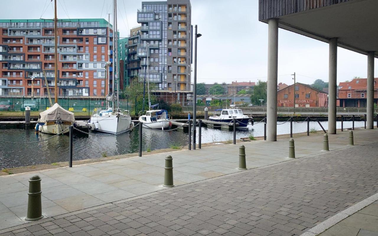 The Marina Penthouse * Ipswich