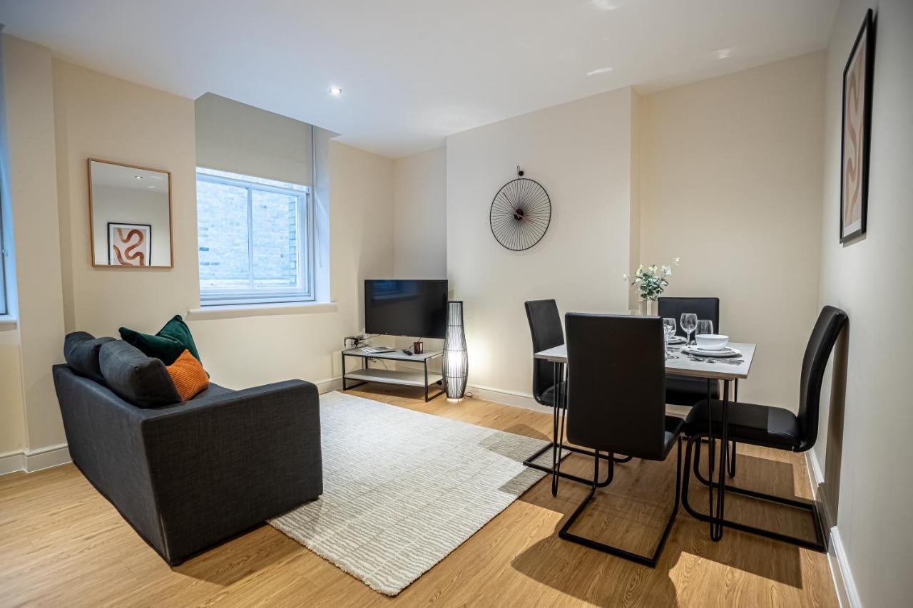 Modern Near Christchurch Park Waterfront By Belvilla * Ipswich