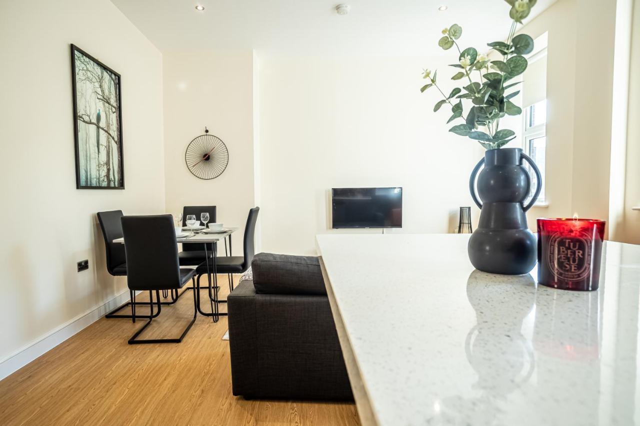 Modern Near Christchurch Park Waterfront By Belvilla Apartment