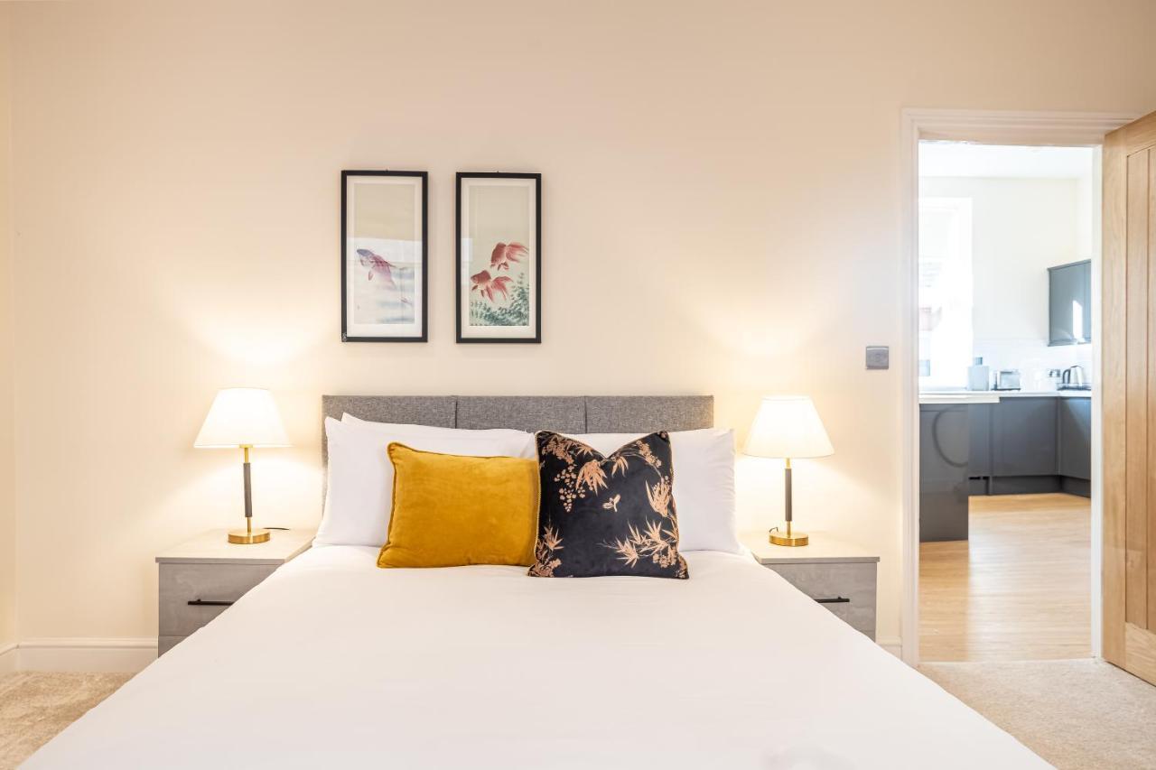 Apartment Modern Near Christchurch Park Waterfront By Belvilla