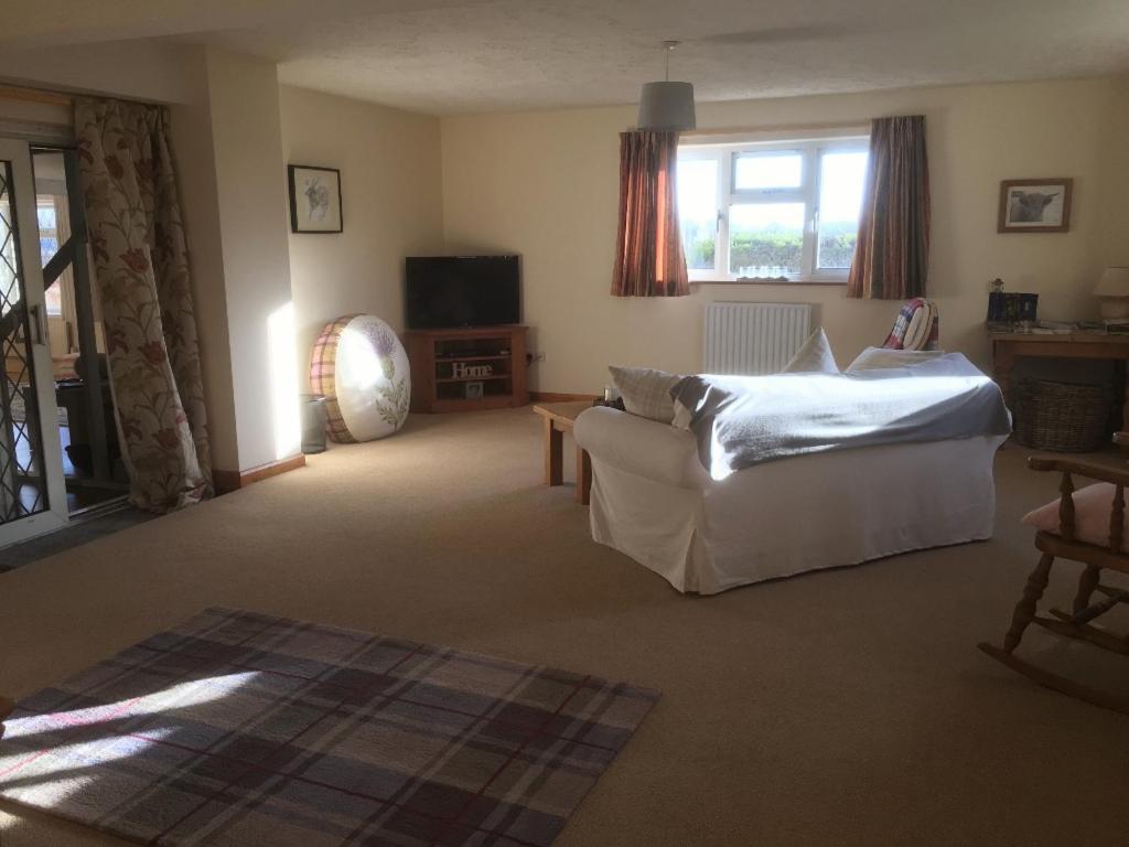 Claremont Bed & Breakfast