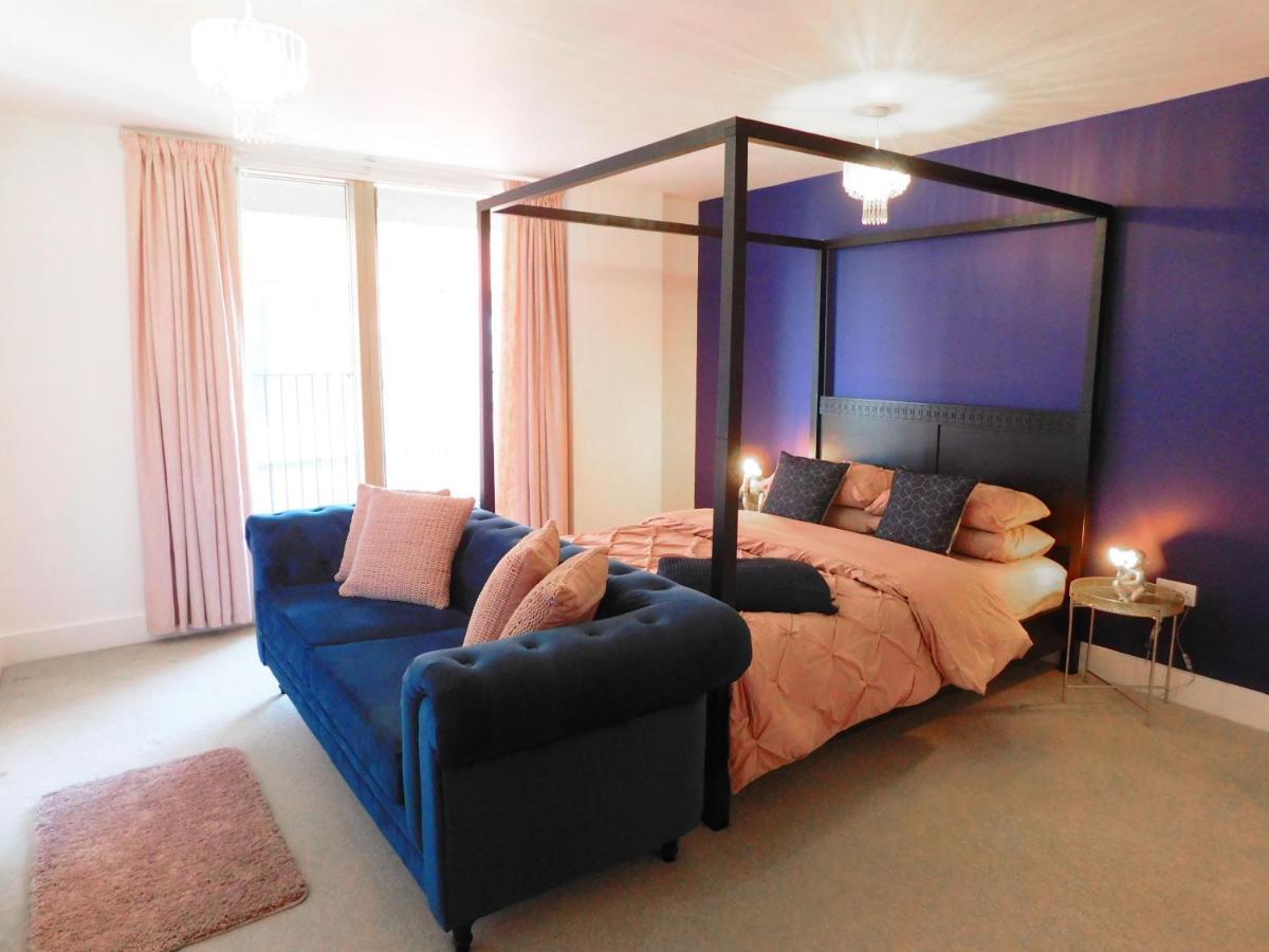Apartment Spacious Luxury Waterfront