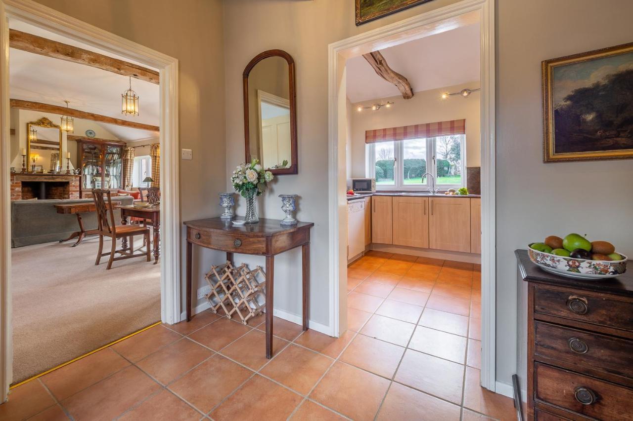 Charming In Beautiful Countryside With A Boating - The Calf Pens Holiday home Ipswich