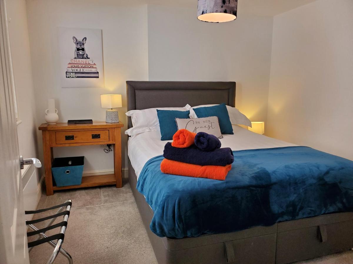 Town Centre 5 Apartment