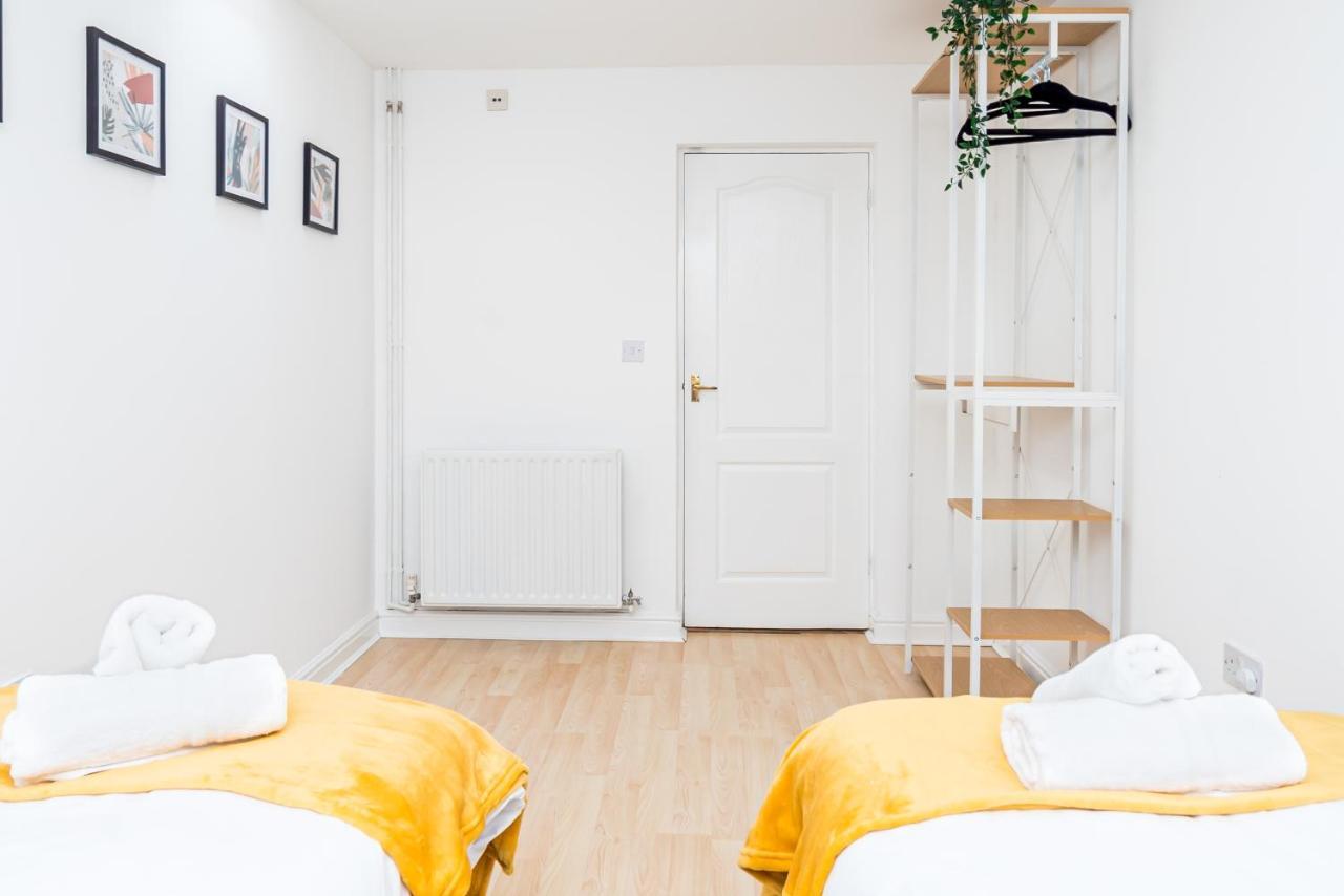 Private Parking&garden&contractor&families Apartment *