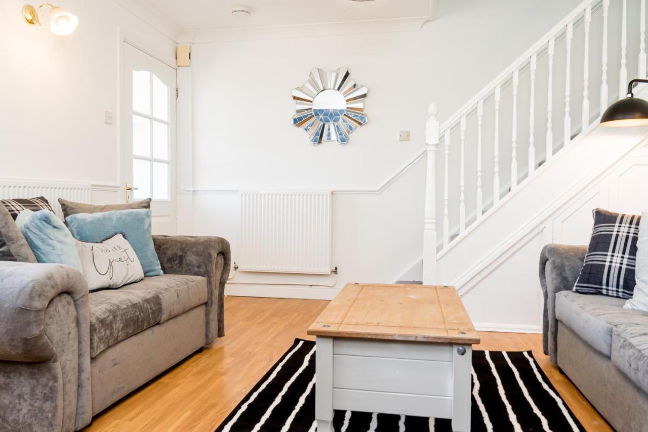 Private Parking&garden&contractor&families Apartment *