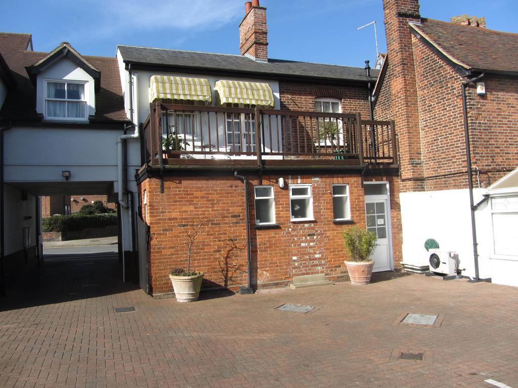 Inn Shipwrights Arms