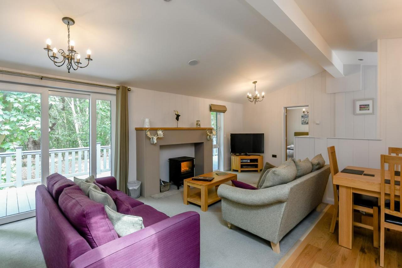 Woolverstone Marina And Park Holiday home Ipswich