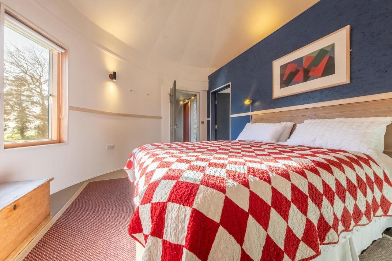 Extraordinarily Converted Grain Stores - The Silos Holiday home Ipswich