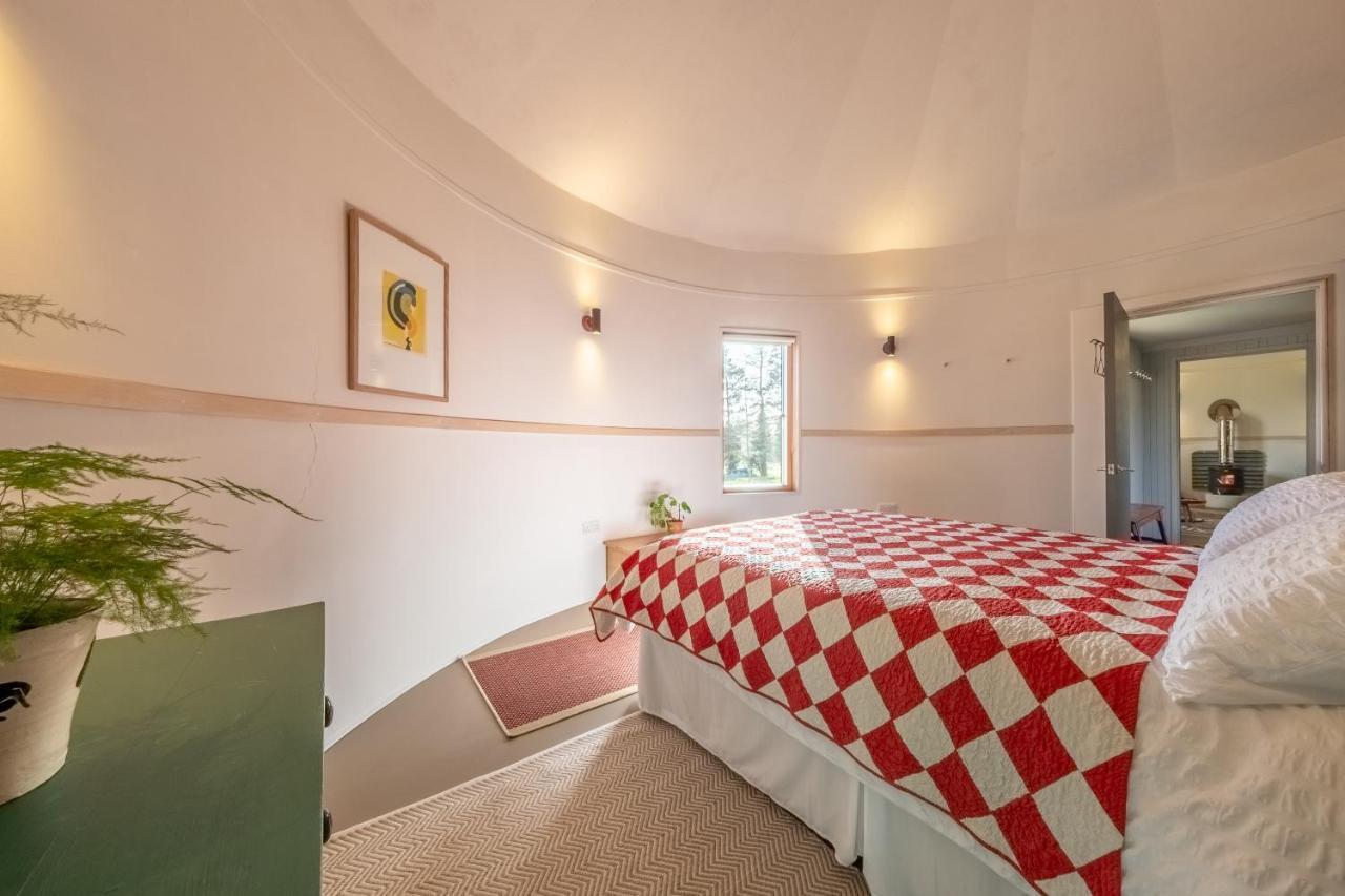 Extraordinarily Converted Grain Stores - The Silos Holiday home *