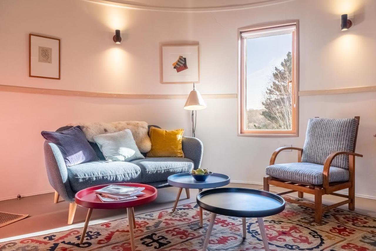 Extraordinarily Converted Grain Stores - The Silos Holiday home *