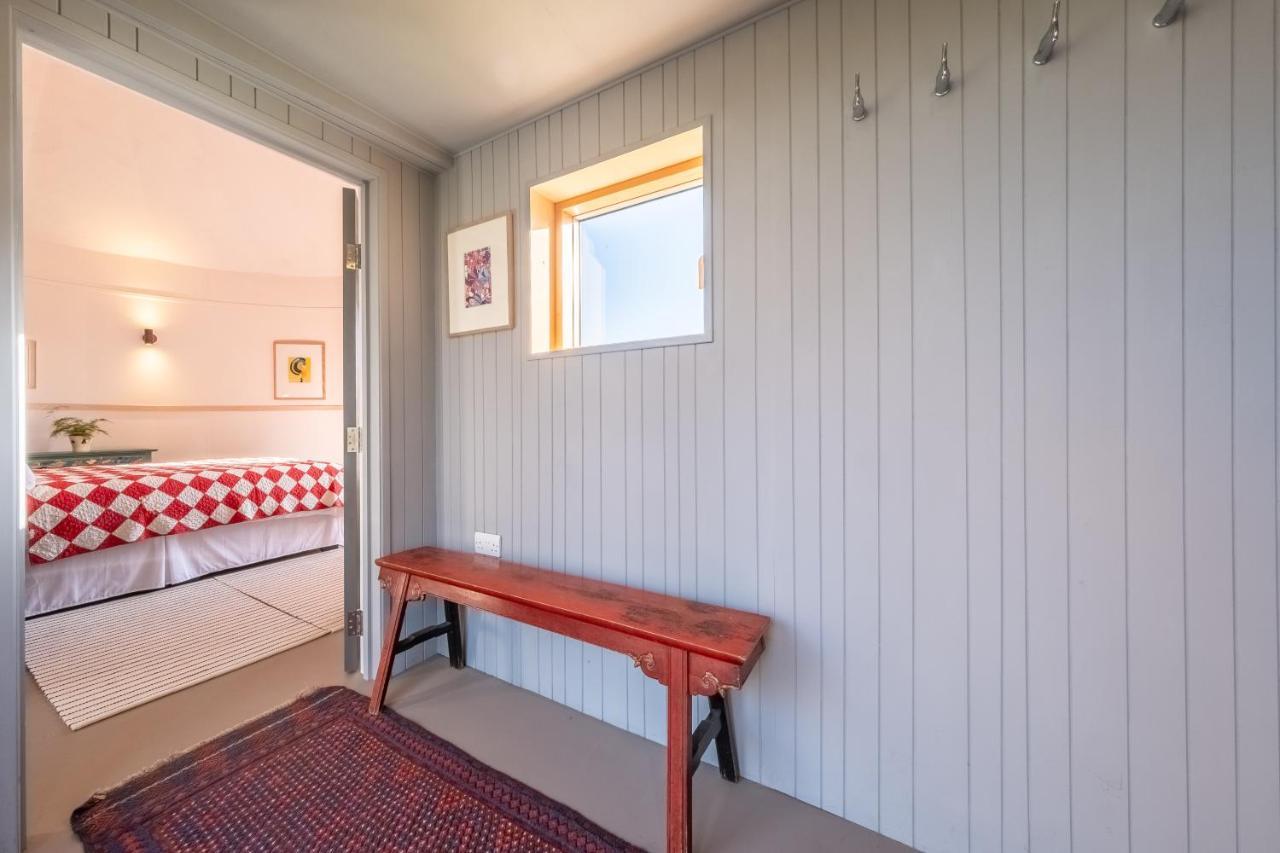 Holiday home Extraordinarily Converted Grain Stores - The Silos