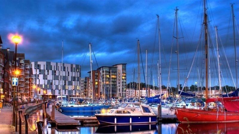 Waterfront Town Centre *