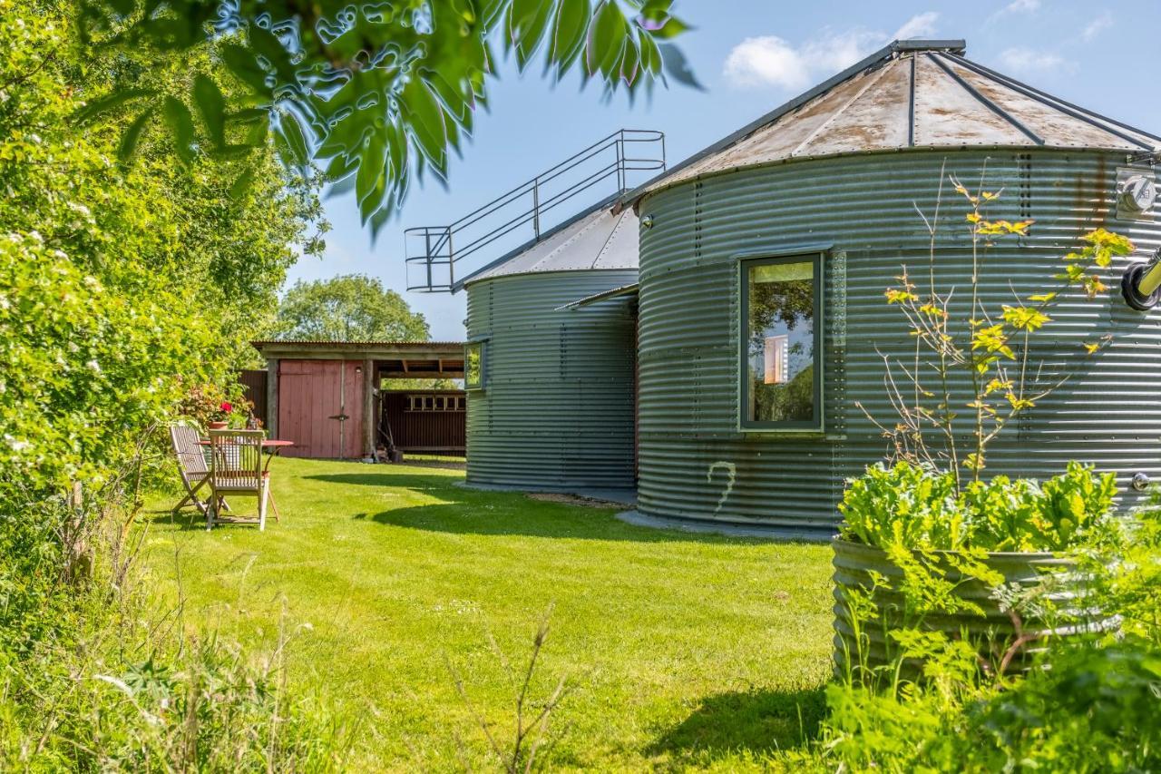Extraordinarily Converted Grain Stores - The Silos Holiday home Ipswich