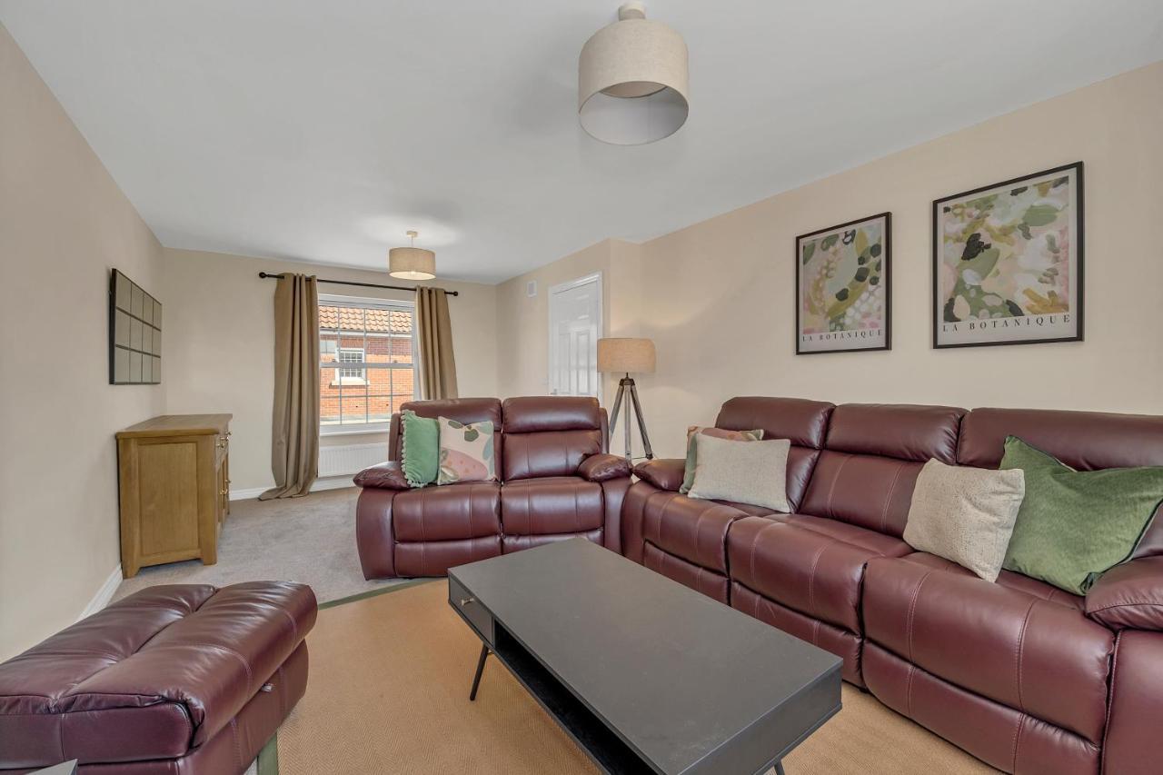 The Grange Luxe2 Holiday home *
