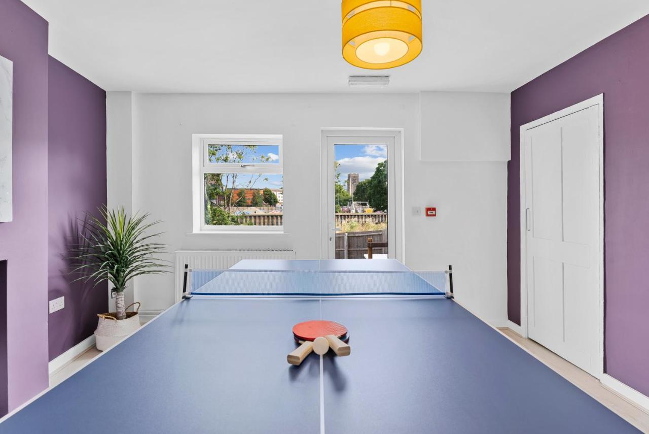 Guest house Newly Refurbished Gem - Games *