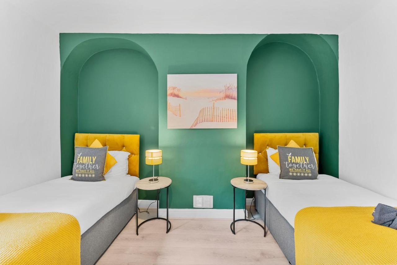 Guest house Newly Refurbished Gem - Games